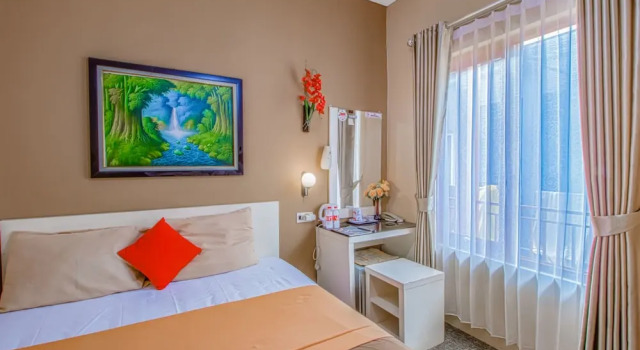 Puri Singgasana Ambarukmo, Rezervovat Hotel 3hvězdičkové hotely v Yogyakarta Province, 3*