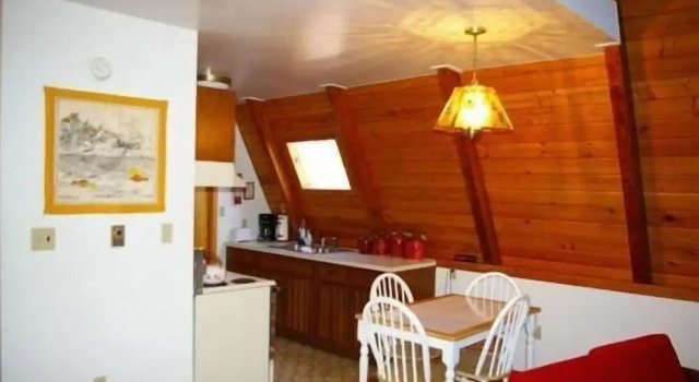 Коттедж Cozy and Quaint