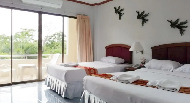 Трёхместный номер Standard Krabi Golden Hill Hotel