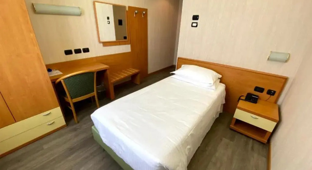 Standard Einzel Zimmer Hotel Embassy