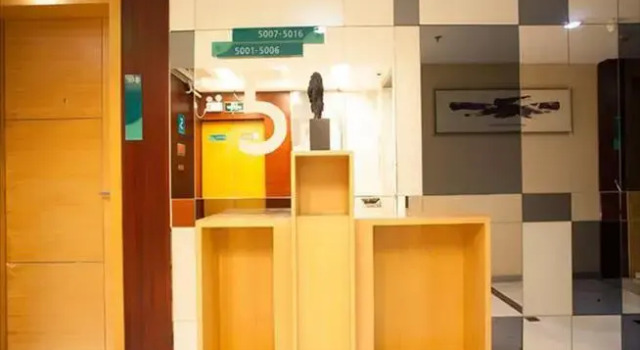 City Comfort Inn Nanning Zoo Metro Station, Rezerwuj Hotel Hotele w Nanning z parkingiem, Parking