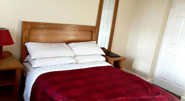 Westgate House B&B Strokestown, 预订 民宿 Strokestown 罗斯康芒