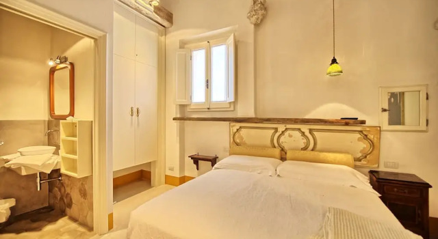 Коттедж с 6 комнатами Villa Eden