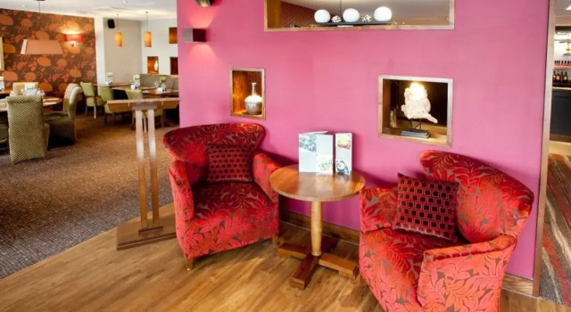 Premier Inn Inverness Centre - River Ness, Забронировать Отель Отели Инвернесс с парковкой, рядом с Природный заповедник Меркинч, Парковка