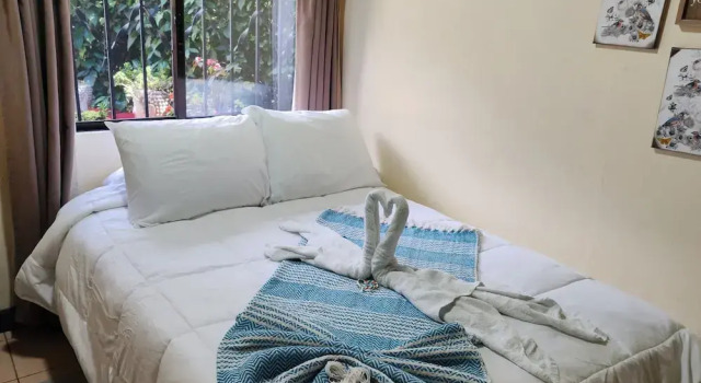 Двухместный номер Standard с видом на сад Cabinas El Pueblo B&B Monteverde