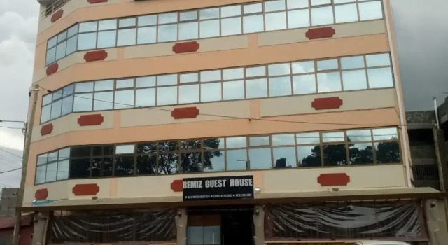 Remiz Guest House