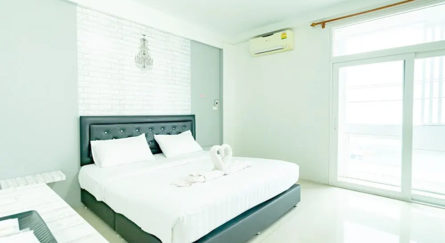 Номер Standard с балконом Central View Hostel