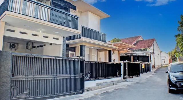 OYO Life 93138 Anugrah Kost Syariah, Rezerwuj Hotel Tanjungkarang-Telukbetung Sumatra