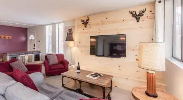 Bigwood Condos By Grand Mammoth, Забронировать Отель Отели Маммот-Лейкс 3 звезды, рядом с Подъемник 25, 3*