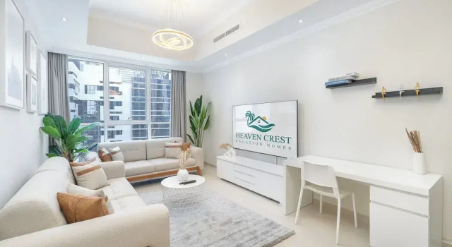 Апартаменты Heaven Crest Vacation Homes Downtown - Studio, 1, & 3 Bedroom Suites 2 minute walk to Dubai Mall and Burj Khalifa