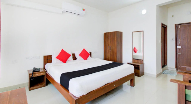 Collection O Madikeri City Center Near KSRTC Bus Stand Coorg Formerly Hotel Ragsys, Забронировать Отель Отели Мадикери 3 звезды, 3*