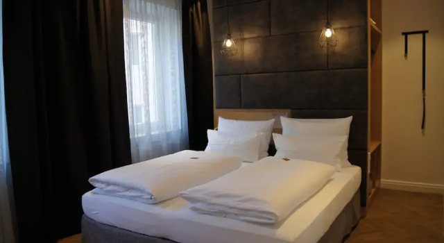 Bayerischer Hof, Varaa Hotelli Hotellit Baijeri pysäköinnillä, Pysäköinti