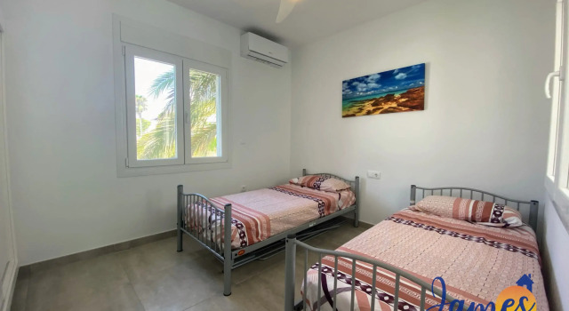 Cabo Roig Penthouse  close to the beach sleeps 8 LZ4, Забронировать Апартаменты/квартира Кабо-Рой Коста-Бланка