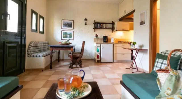 Апартаменты Superior с балконом и с видом на сад Porto Sisi Hotel Apartments