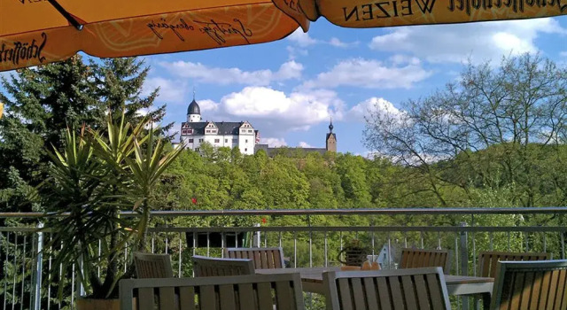 Hotel & Restaurant Muldenschlösschen, Boek Hotel Taura Saksen