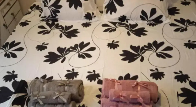 Jenny's House, Book Hotel Gerakini 