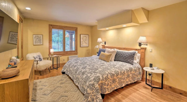 Коттедж с 3 комнатами Serene Sun Valley Home w/ Hot Tub & Mtn Views