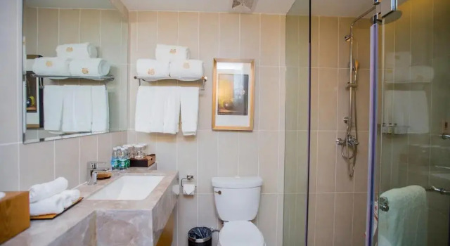 Люкс с 3 комнатами Sanya Fuhaitang Holiday Hotel