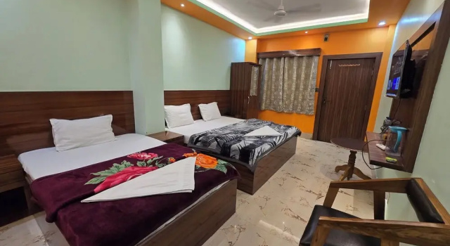 Трёхместный номер Standard Siyaram kunj Hotel