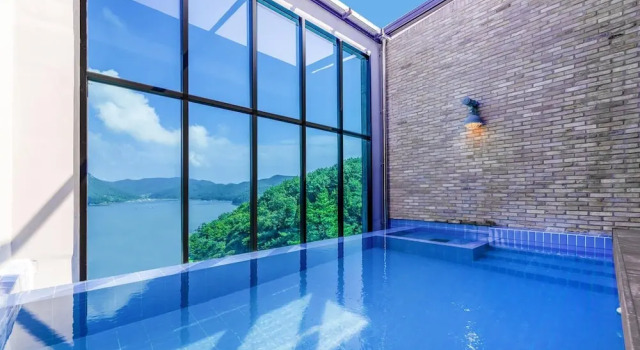 Tongyeong Saryangdo Elphis36 Poolvilla, Забронировать Отель Тхонъён Кёнсан-Намдо