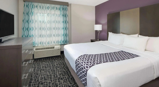 Двухместный люкс c 1 комнатой Candlewood Suites Chattanooga - East Ridge by IHG