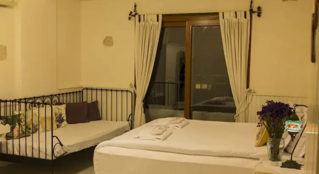 Двухместный номер Deluxe с балконом Peri Art Hotel