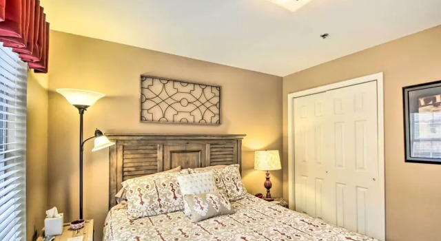 Апартаменты Near Branson Strip! Water-view Condo w/ Balcony