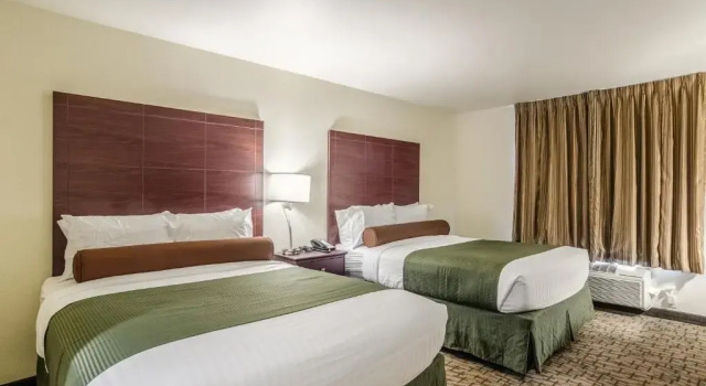 Двухместный номер Economy Cobblestone Inn & Suites - Bridgeport