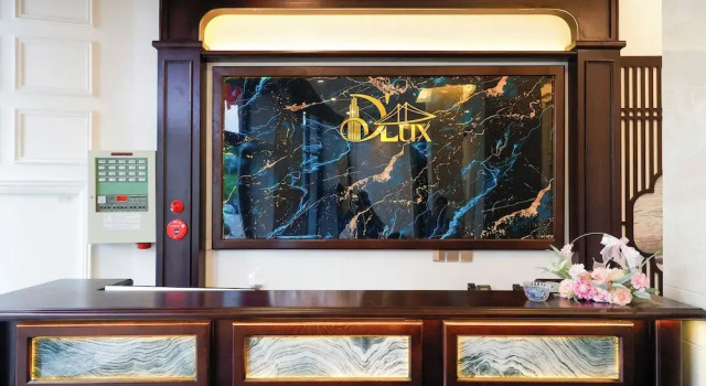 DLux Hotel, Забронировать Отель Long Bien Ханой