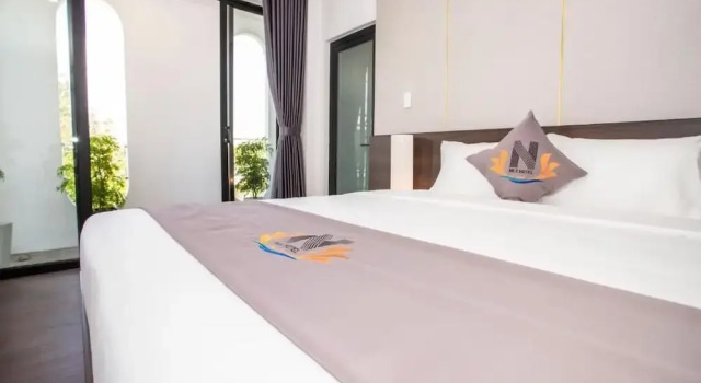 Двухместный номер Deluxe с балконом Nile Hotel Phu Yen