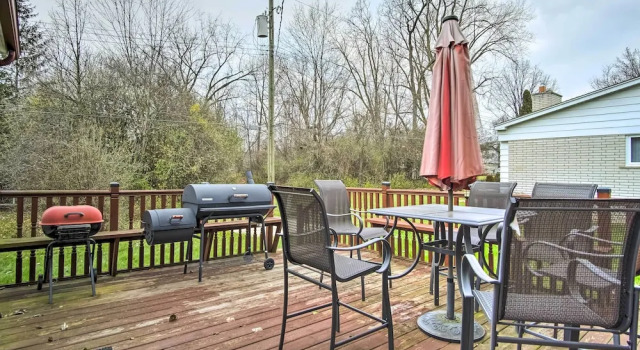 Suburban Detroit Home w/ Porch, Yard & Fire Pit!