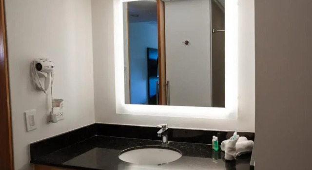 Четырёхместный номер Standard Holiday Inn Express Managua by IHG