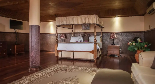Вилла Luxury Clarridge Hall Guesthouse