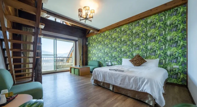 Семейный номер Standard Мансарда Egmont Resort