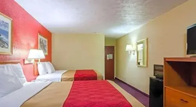 Suite Econo Lodge Interstate 35 Exit 183