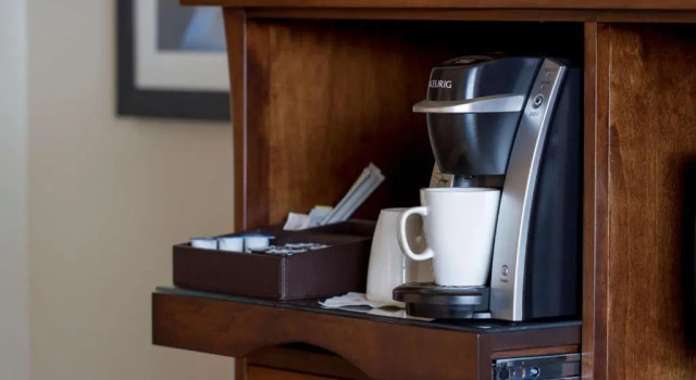 Четырёхместный номер Standard с видом на сад Best Western Premier Boulder Falls Inn