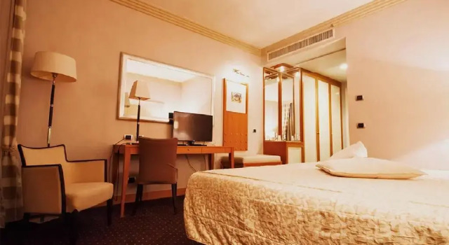 Трёхместный номер Classic Papillo Hotels & Resorts Roma