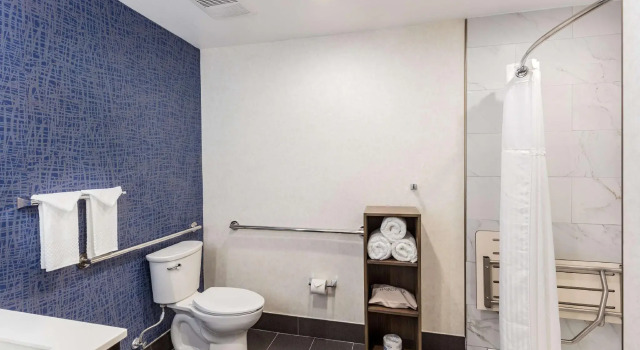 Двухместный номер Standard Doubletree By Hilton Pomona