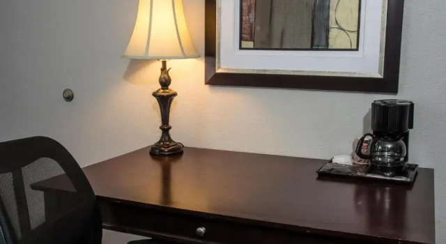 Номер Standard Lamplighter Inn & Suites Pittsburg