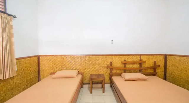 Bungalow Kempu Taman Ayu I, Забронировать Отель Отели провинции Бали с завтраком, Завтраки