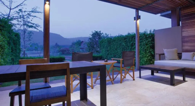 Люкс с 2 комнатами atta Lakeside Resort Suite