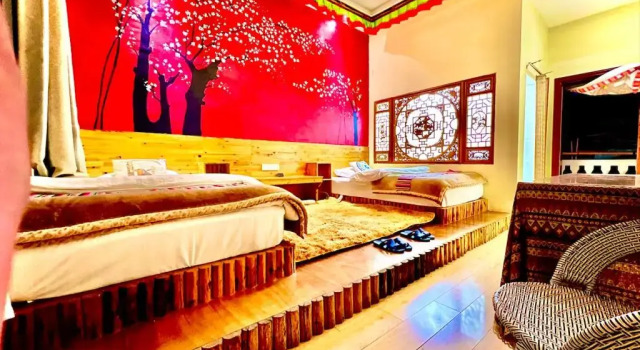 Номер Superior Shangri-La Baita International Youth Hostel