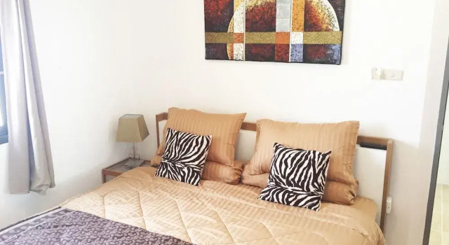 3 bedroom Pool Villa Near Walking St