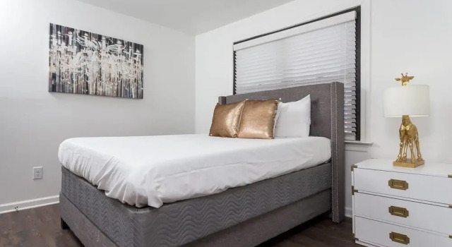 9 BRs Comprised of 2 Suites by Domio