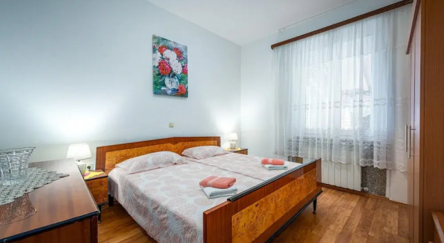 Awesome Home in Umag With Wifi and 3 Bedrooms, Забронировать Отель Отели Умаг 3 звезды, рядом с Старый город, 3*