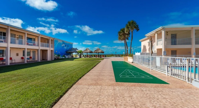 Четырёхместный номер Standard рядом с пляжем Belleair Beach Resort Motel