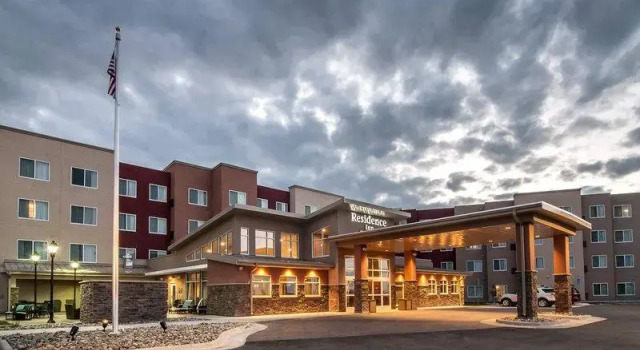 Двухместный люкс с 2 комнатами с видом на внутренний двор Residence Inn by Marriott Rapid City