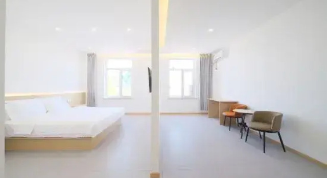 Люкс Classic Tongliao Zhuoyuan Hotel