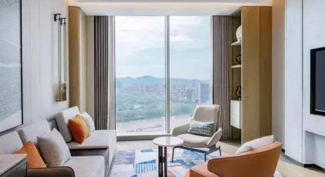 Люкс Executive Novotel Huzhou South Taihu Lake