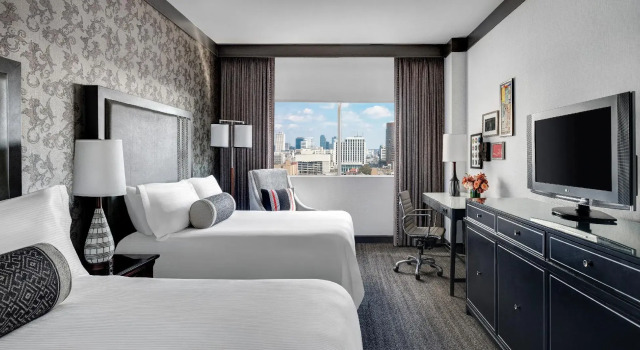 Четырёхместный номер Deluxe Loews Nashville Hotel at Vanderbilt Plaza